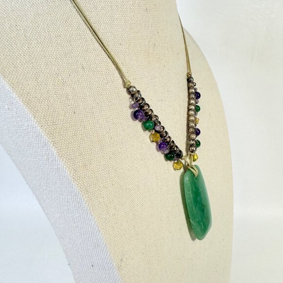 Green Stone Jewelry Set Corded Pendant Necklace Faceted Cut Stone Earrings - Picture 4 of 7